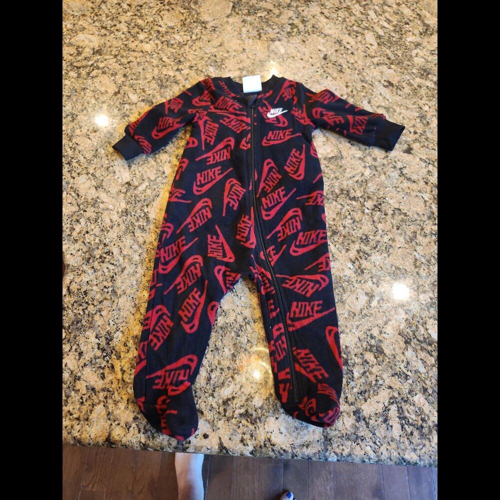 Nike pajama